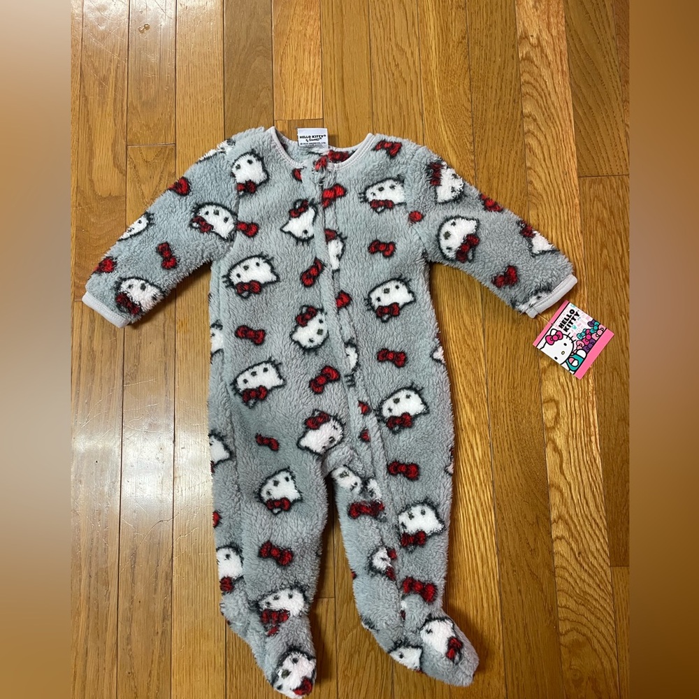 Hello Kitty Gray and Red Kids Footie Pajamas‎ 9 months NWT
